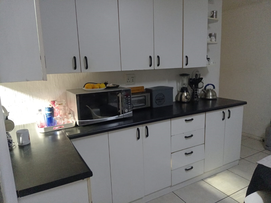 3 Bedroom Property for Sale in Portlands Western Cape